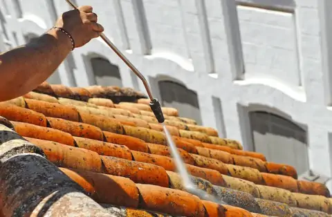 Nettoyage de toitures - Sorges et Ligueux en Périgord 